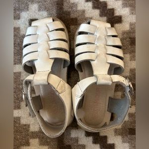 L’Amour White Fisherman Sandals Size 8